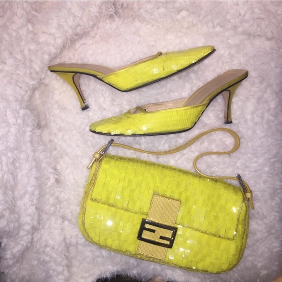 FENDY YELLOW BAG - Picture 1 of 1
